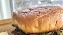 GRILLED JALAPENO BURGERS GRILLED JALAPENO BURGERS