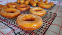 Copycat Krispy Kreme Glazed Donut Recipe Copycat Krispy Kreme Glazed Donut Recipe