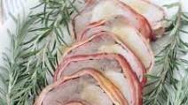 Bacon Wrapped Pork Loin with Apple Cider Gravy Bacon Wrapped Pork Loin with Apple Cider Gravy