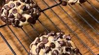 Copycat Gideon's Bakehouse Chocolate Chip Cookies Copycat Gideon's Bakehouse Chocolate Chip Cookies