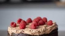 Bread Maker Chocolate Cake with Raspberries Bread Maker Chocolate Cake with Raspberries
