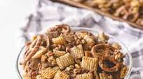 Sweet and Salty Snack Mix Sweet and Salty Snack Mix