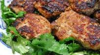 Pan Fried Pork Patty with Salted Fish 煎鹹魚豬肉餅 Pan Fried Pork Patty with Salted Fish 煎鹹魚豬肉餅