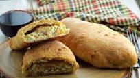 Calzones With Pasta Sauce Calzones With Pasta Sauce