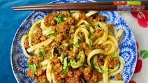 Spicy-Sweet Sambal Pork Noodles Spicy-Sweet Sambal Pork Noodles