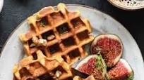 Oatmeal Waffles (3 Ingredients!) Oatmeal Waffles (3 Ingredients!)