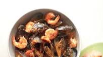Shrimp and Mussels with Sofrito Shrimp and Mussels with Sofrito