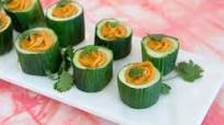 Roasted Red Pepper Hummus in Cucumber Cups Roasted Red Pepper Hummus in Cucumber Cups