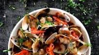 Stir-Fried Clams in Black Bean Sauce Stir-Fried Clams in Black Bean Sauce