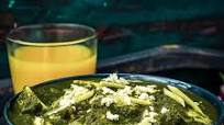 Palak Paneer - Spinach and Indian Cottage Cheese Gravy Palak Paneer - Spinach and Indian Cottage Cheese Gravy