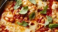 Things to Make with Canned Beans: Skillet Cheesy Chickpeas Things to Make with Canned Beans: Skillet Cheesy Chickpeas