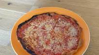 Low-Carb Pizza Margherita Low-Carb Pizza Margherita