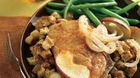 Pork Chops and Apples with Stuffing Pork Chops and Apples with Stuffing