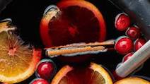 How To Make Slow Cooker Mulled Wine: The Easiest, Simplest Method How To Make Slow Cooker Mulled Wine: The Easiest, Simplest Method