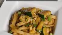 Spicy Noodles with Mushrooms and Zucchini Spicy Noodles with Mushrooms and Zucchini