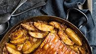 Pork belly and potatoes baked in milk Pork belly and potatoes baked in milk