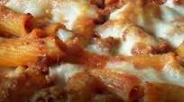 Pasta al forno con stracciatella Pasta al forno con stracciatella