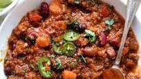 Slow Cooker Turkey Chili with Sweet Potato & Quinoa Slow Cooker Turkey Chili with Sweet Potato & Quinoa