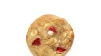Chocolate Chip Cookies With Yogurt Chips and Strawberries Chocolate Chip Cookies With Yogurt Chips and Strawberries