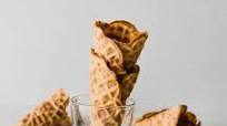 Homemade Ice Cream Waffle Cones (Vanilla and Chocolate) Homemade Ice Cream Waffle Cones (Vanilla and Chocolate)