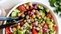 Healthy Fresh Summer Salad with Chicken Breast Healthy Fresh Summer Salad with Chicken Breast