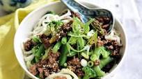 Chinese-style mince with noodles Chinese-style mince with noodles
