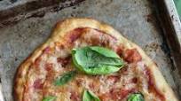 Easy Single Serving Vegan Margherita Pizza Easy Single Serving Vegan Margherita Pizza
