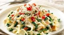 Creamy Chicken Pasta Florentine | Knorr US Creamy Chicken Pasta Florentine | Knorr US
