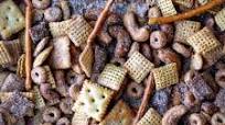 Cinnamon Sugar Sweet and Salty Chex Mix Cinnamon Sugar Sweet and Salty Chex Mix