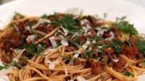 Spaghetti with Bacon and Beef Sauce Spaghetti with Bacon and Beef Sauce