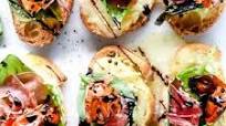 Melted Mozzarella Caprese Crostini Toasts Melted Mozzarella Caprese Crostini Toasts