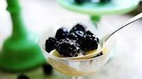 Blackberries with Sweet Cream Blackberries with Sweet Cream