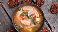 Salmon-Miso Sinigang (Filipino Sour Soup) Salmon-Miso Sinigang (Filipino Sour Soup)