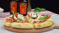 Focaccia gourmet fatta in casa con Aceto Balsamico di Modena I.G.P. Ponti Alta Densità Focaccia gourmet fatta in casa con Aceto Balsamico di Modena I.G.P. Ponti Alta Densità