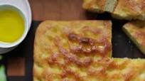 {Focaccia Genovese} Classic Genoa-Style Focaccia Bread Recipe