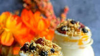 Mango Yogurt Parfait with Homemade Granola Mango Yogurt Parfait with Homemade Granola