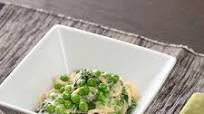Spaghetti with Cashew Cream, Peas, and Spinach Spaghetti with Cashew Cream, Peas, and Spinach