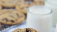 Mrs. Fields Chocolate Chip Cookies #BacktoSchoolTreats Mrs. Fields Chocolate Chip Cookies #BacktoSchoolTreats