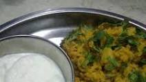 કાઠીયાવાડી ખીચડી (Kathiyawadi khichdi recipe in gujrati) કાઠીયાવાડી ખીચડી (Kathiyawadi khichdi recipe in gujrati)