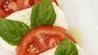 Keto Caprese Salad Keto Caprese Salad