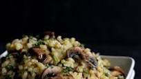 Arroz tostado con champiñones y tomillo Arroz tostado con champiñones y tomillo