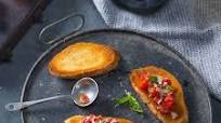 Tomato-Cheese Bruschetta Tomato-Cheese Bruschetta