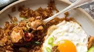 Nasi Goreng (Indonesian Fried Rice) Nasi Goreng (Indonesian Fried Rice)