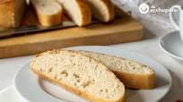 Coca de forner o coca de pan dulce. Receta tradicional paso a paso Coca de forner o coca de pan dulce. Receta tradicional paso a paso