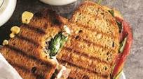 Dereotlu Peynirli Tost Dereotlu Peynirli Tost