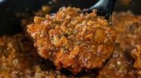Greek Style Meat Sauce {Makaronia Me Kima} Greek Style Meat Sauce {Makaronia Me Kima}