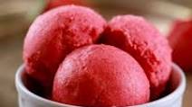 Strawberry Frozen Yogurt (No Machine) Strawberry Frozen Yogurt (No Machine)