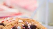 Easy Candy Cane Chocolate Chip Cookies Easy Candy Cane Chocolate Chip Cookies