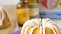 Mini Creamsicle Bundt Cake with Vanilla Bean Glaze Mini Creamsicle Bundt Cake with Vanilla Bean Glaze