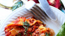 Stuffed Ricotta Shells with Meat Sauce Stuffed Ricotta Shells with Meat Sauce
